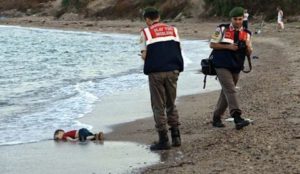 ©Nilufer Demir la photo d’Aylan Kurdi